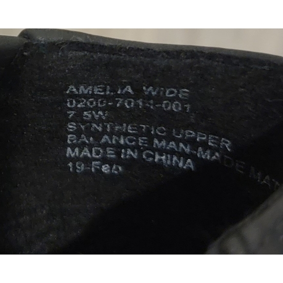 Women's Black Rivet Open Toe Wedges - Picture 7 of 7